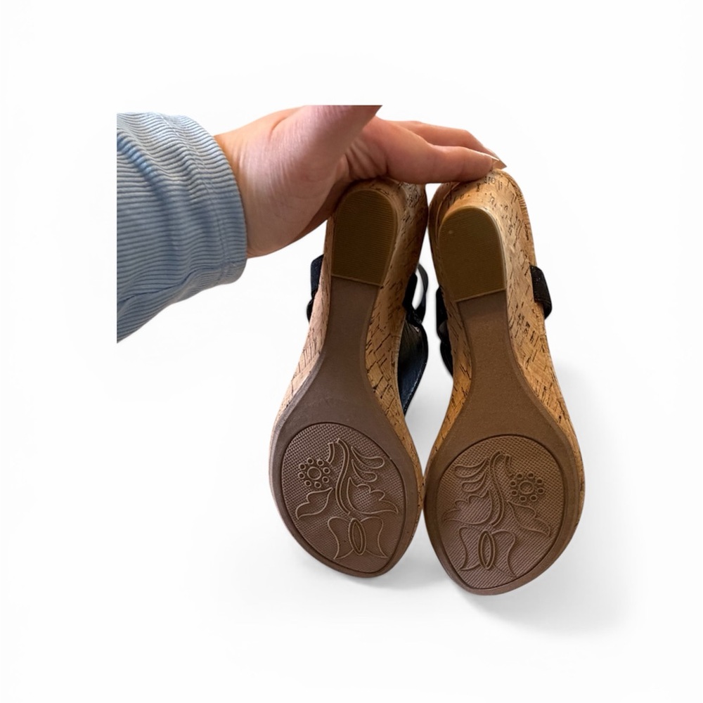 White Mountain All Good Black Cork Wedge Thong Sandals Size 11 - Picture 6 of 10